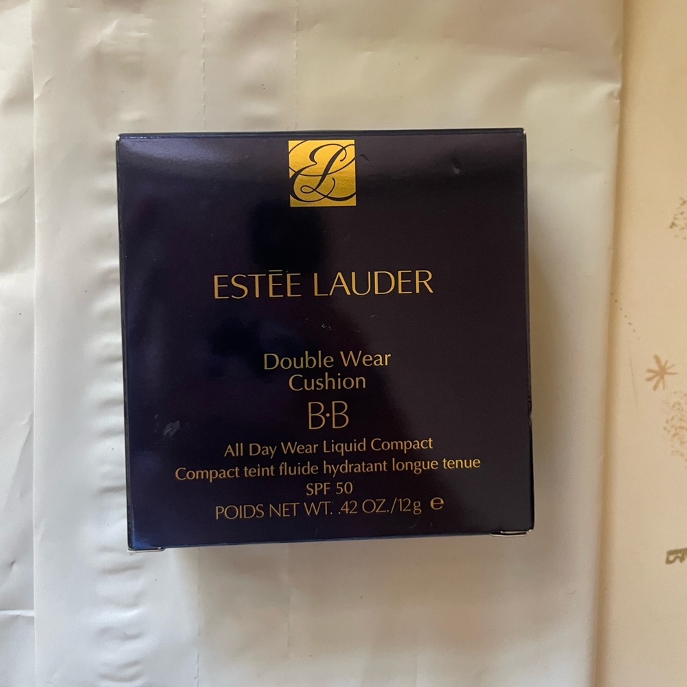 Estée Lauder Double Wear Foundation